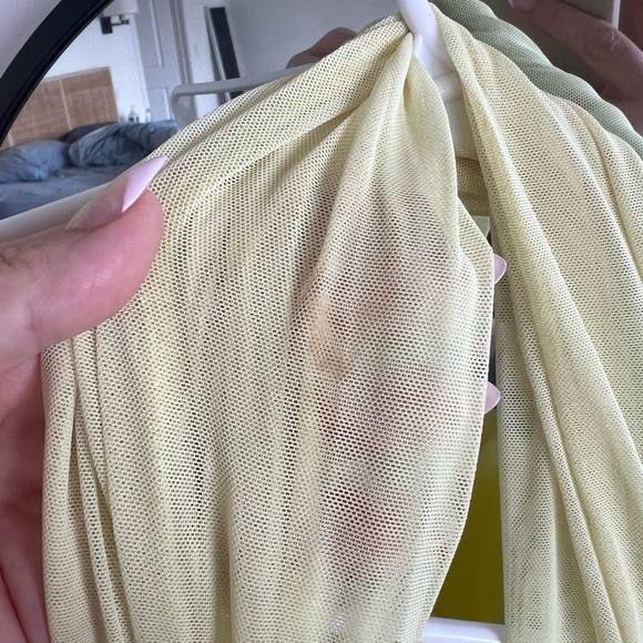 Formal dress - Picture 5 of 6